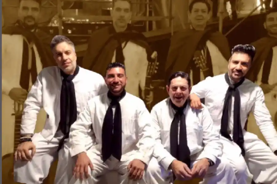 CON ESTILO TRADICIONAL. Los Arrieros es el número de La Escondida.