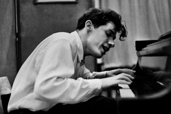 Glenn Gould, el pianista que detestaba al público