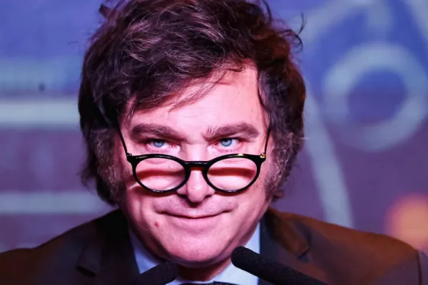 Milei descartó dolarizar la economía este año: “No dan los tiempos”