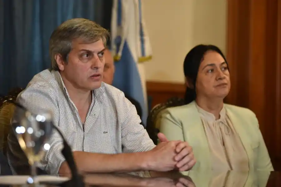 APOYO. El jaldista Fernández ratificó el acompañamiento.