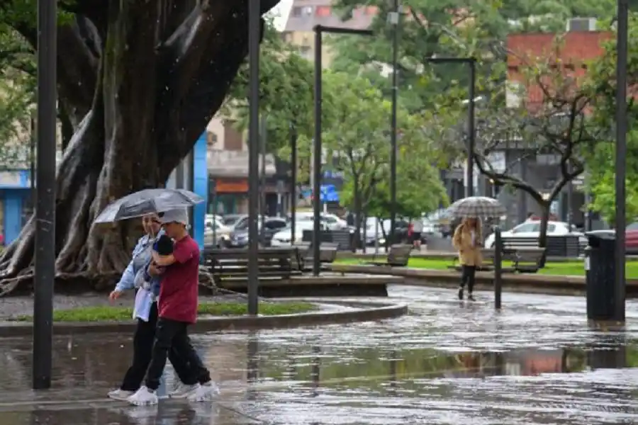 TORMENTA EN TUCUMÁN. 