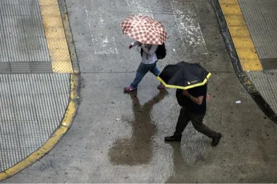 En plena ola de calor, rige la alerta por tormentas en ocho provincias