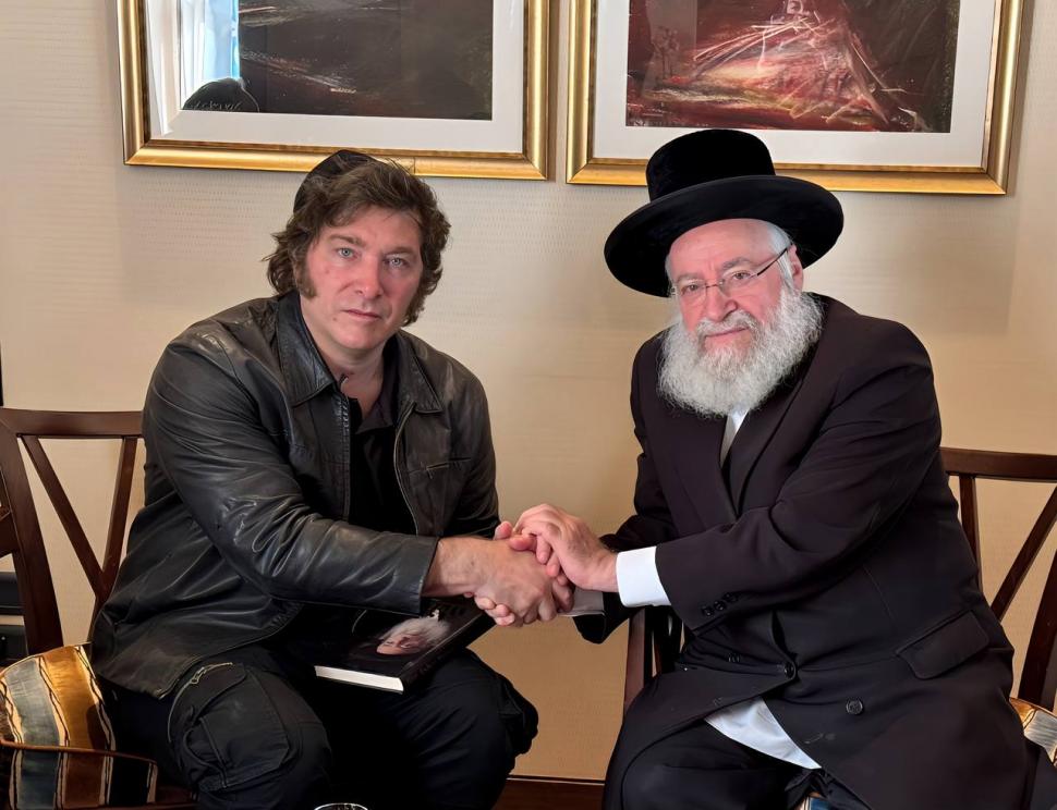 ENCUENTRO. El Presidente recibió la bendición del rabino Osher Vai.