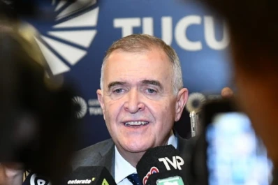 Mañana inician las negociaciones paritarias con los gremios estatales en Tucumán