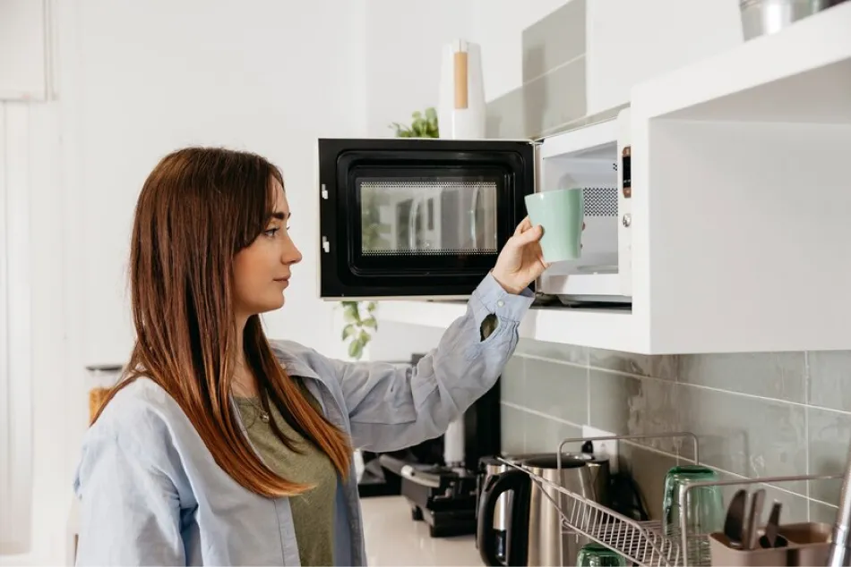 Ahorro: cómo consumir menos energía en electrodomésticos de limpieza y de cocina