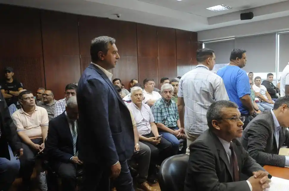 A TRAVÉS DE LOS MEDIOS. Gabriel Alperovich dijo que se enteró del ataque a su negocio a través del noticiero 