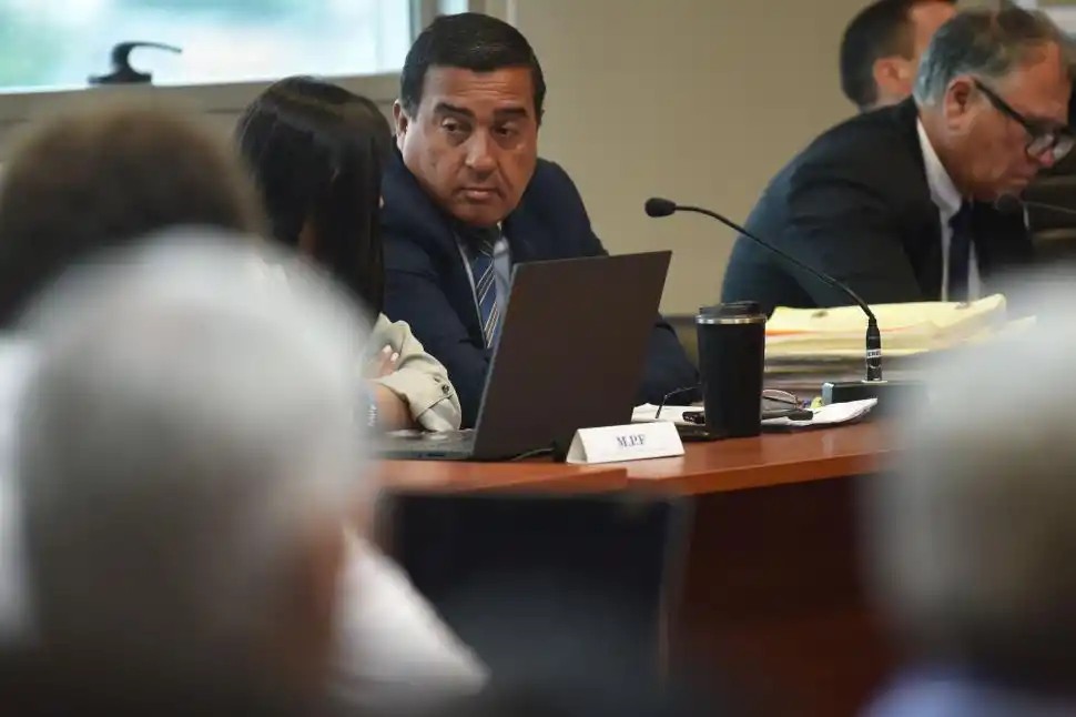 Juicio por sedición policial: Gabriel Alperovich negó haber trasladado los vehículos de su concesionaria en los saqueos