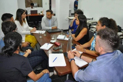 Talleres sobre ciberdelitos: firman convenio