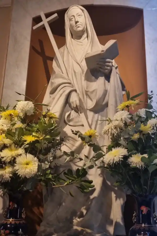 ORATORIO EN BUENOS AIRES. Los fieles se acercan a rezarle a la futura santa desde hace ya muchos años.