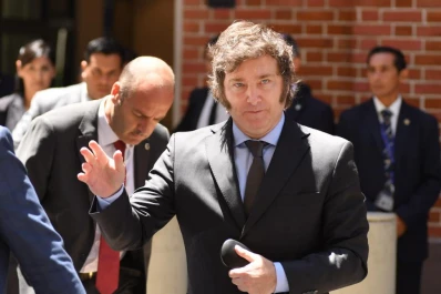 La economía de Milei: expertos defienden el ajuste y advierten por el crecimiento