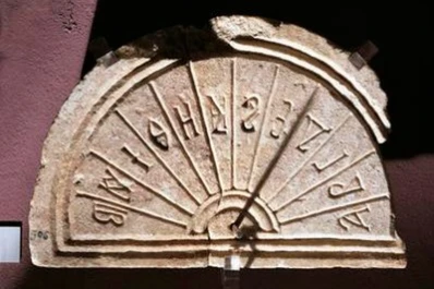 ¿Por qué febrero tiene menos días?