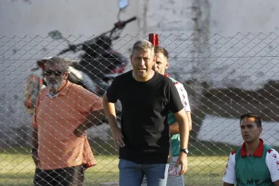 Diego Flores amoldó su equipo para cuidar la ventaja en Maipú