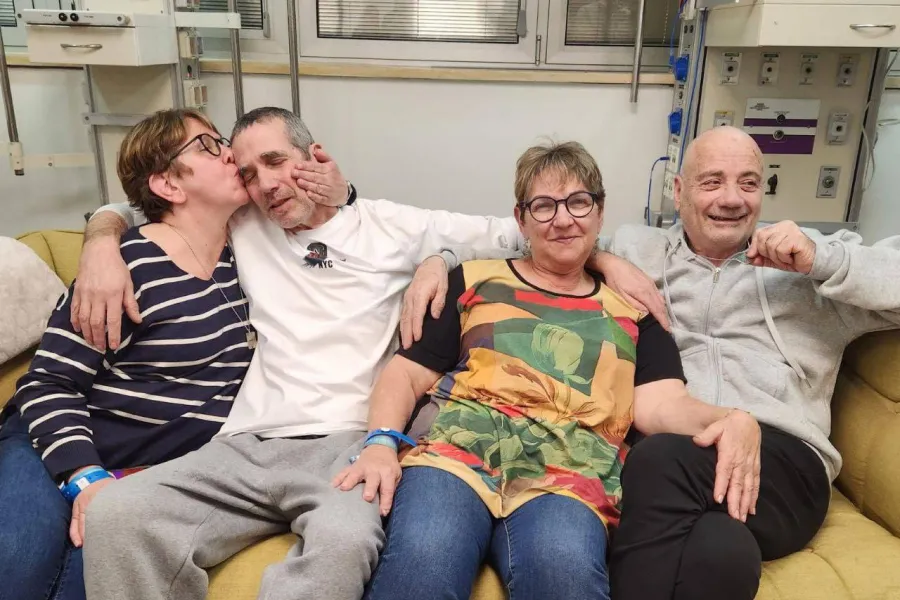 Los argentinos rescatados se reencontraron con sus familias