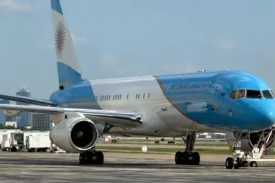 Analizan vender la flota oficial: ¿cuánto se gasta por mes por tenerlos inactivos?