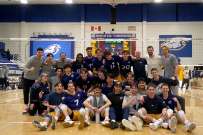 Fue jugador de vóley en Tucumán, formó parte del staff de la Federación Argentina y ahora es asistente de un equipo en Canadá