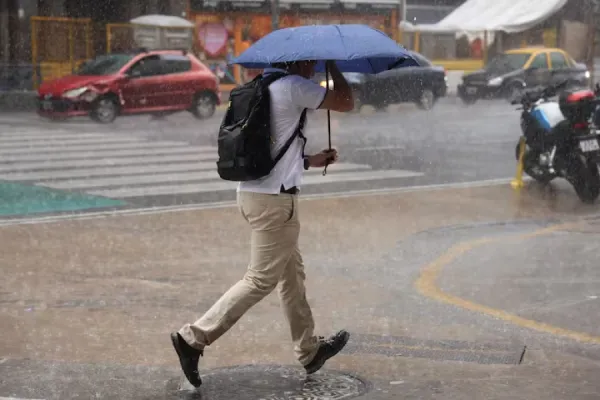 Alerta amarilla por tormentas fuertes y granizo: ¿qué pasará con la ola de calor?