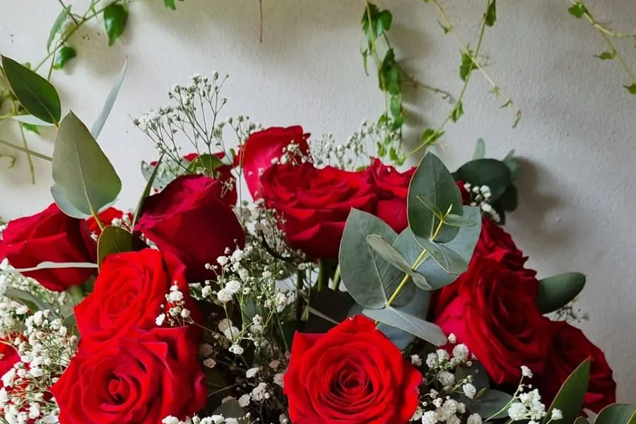 INFALIBLES. Las rosas rojas son siempre una opción muy bien recibida.