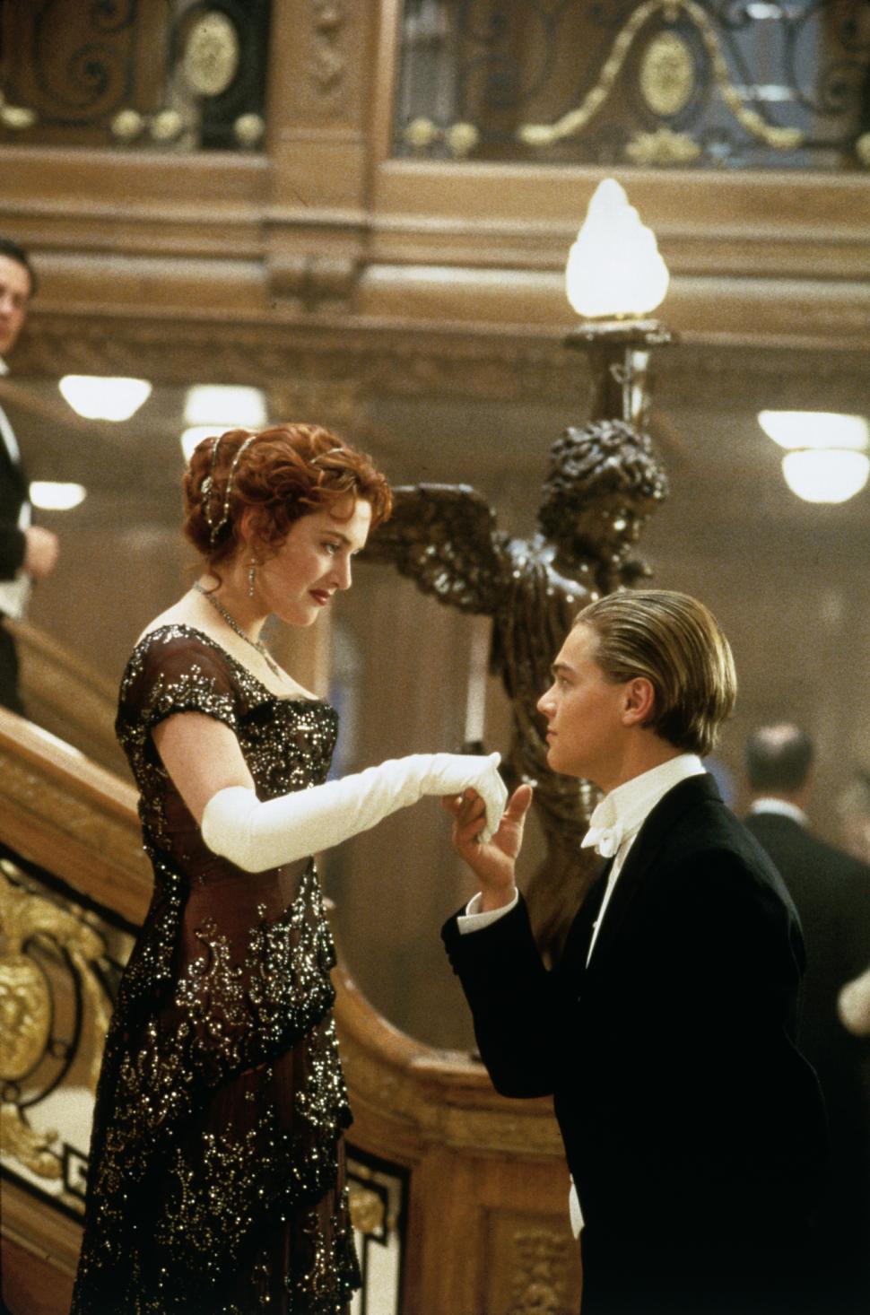 ¿QUIÉN NO LA VIO? “Titanic” se disfruta una y otra vez. Rose y Jack son los amantes a bordo.