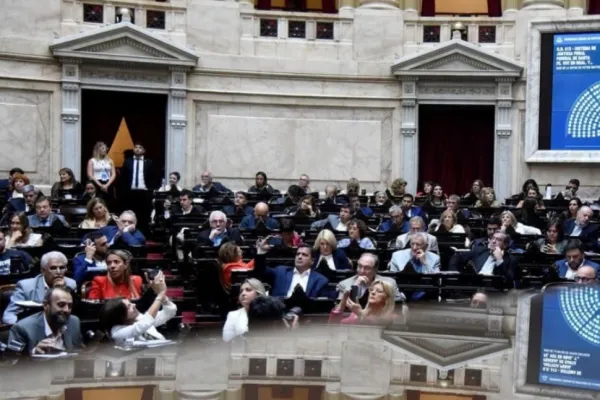 Diputados impulsan una ley para prorrogar por cinco años el Fondo Nacional de Incentivo Docente