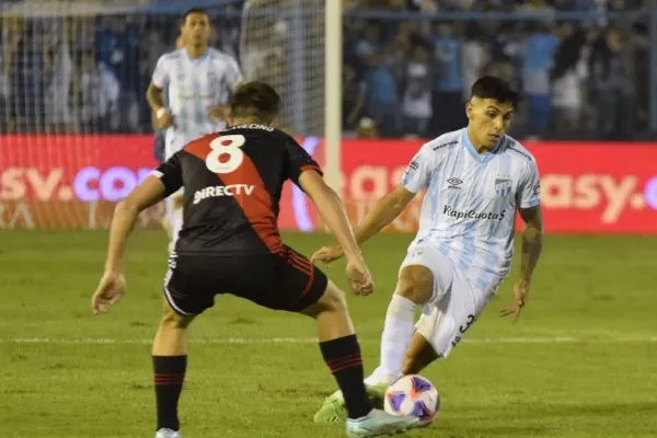 Atlético Tucumán vs River: hora y TV del partido más importante de la jornada