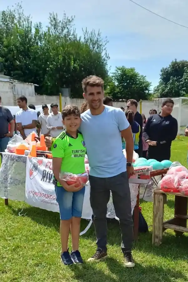 River Plate no solo vino a jugar al fútbol con Atlético Tucumán