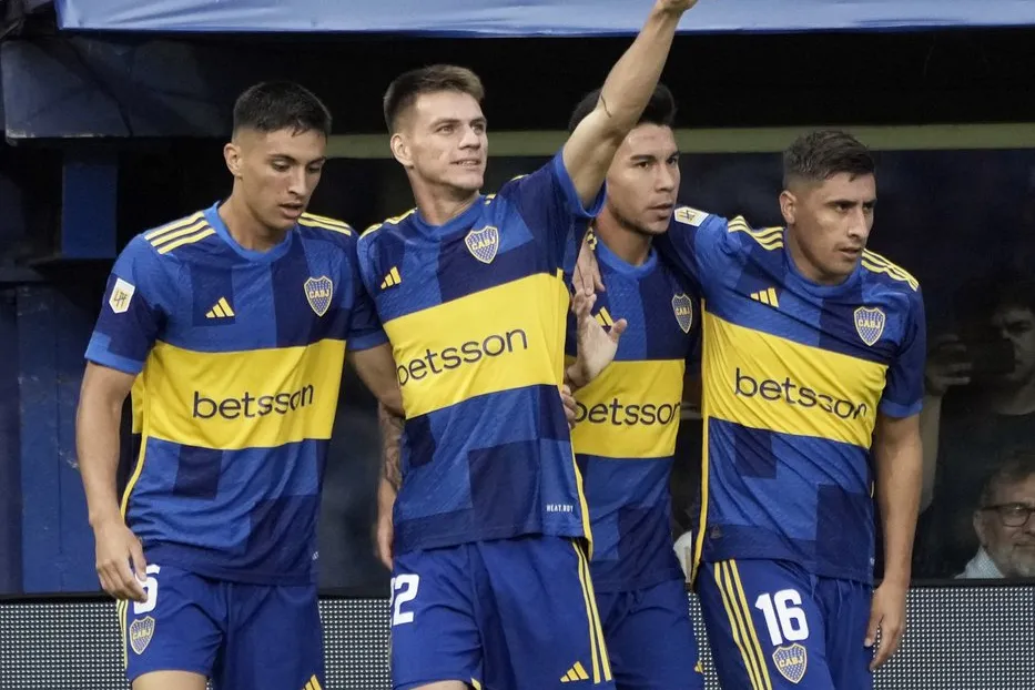 Video: Kevin Zenón estuvo a punto de marcar su primer gol con Boca, pero Merentiel se lo robó