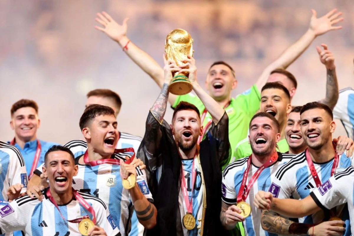 Los mira a todos desde arriba: Argentina sigue liderando el ranking FIFA