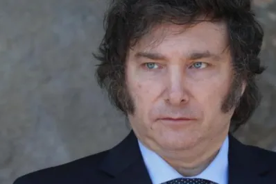 Milei aclaró que no definirá el salario mínimo por decreto