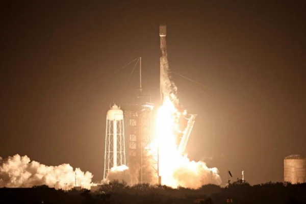 Una nave privada de Estados Unidos logró despegar con éxito hacia la Luna