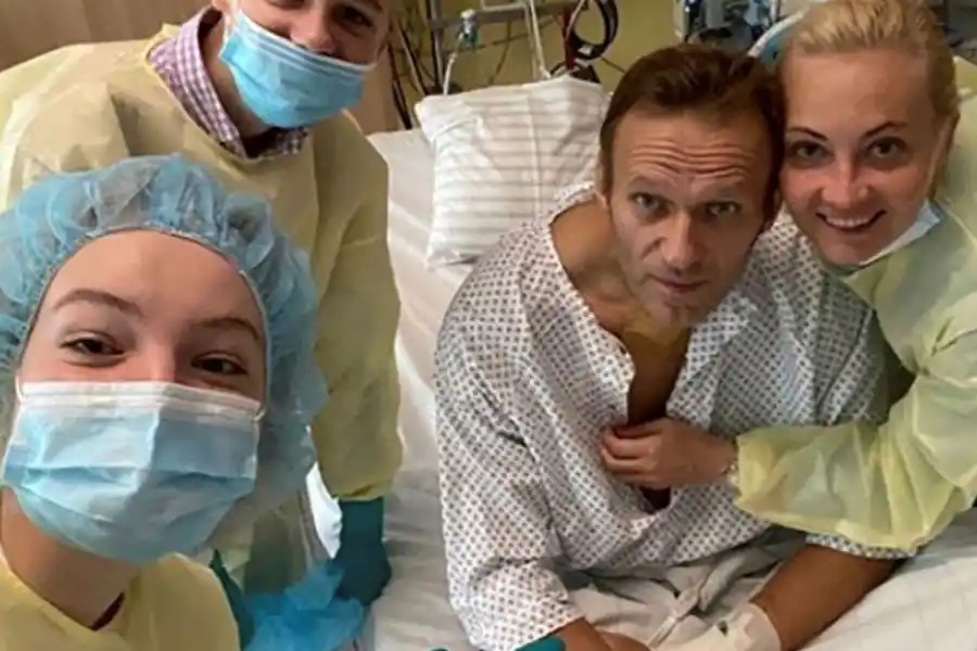 ¿Quién era Alexei Navalny, el hombre que se animó a desafiar a Vladimir Putin?