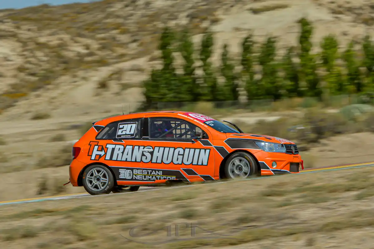 Ortega y Bestani apuntan desde el medio para ganar la final de la primera fecha del TN