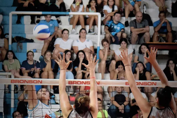 Las lobas siguen sin poder ganar, pero tienen rápida revancha