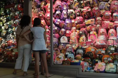 Regreso a clases: con la inflación por las nubes, ¿cuánto cuesta comprar una mochila?