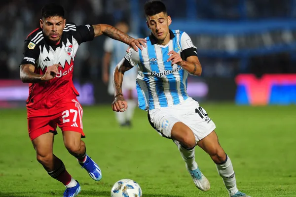 Riestra vs Atlético Tucumán: hora y TV del partido más destacado de la agenda