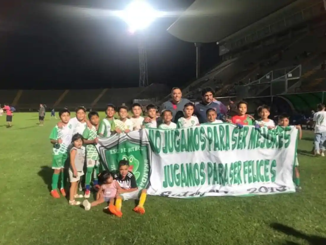 En el imponente estadio Bicentenario empezaron a canalizar sus sueños de ser grandes futbolistas