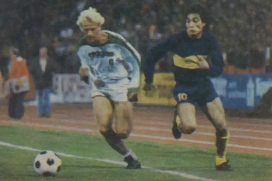 SABE DE QUE SE TRATA. Carlos Salinas fue el tucumano que más superclásicos disputó con la camiseta de Boca.