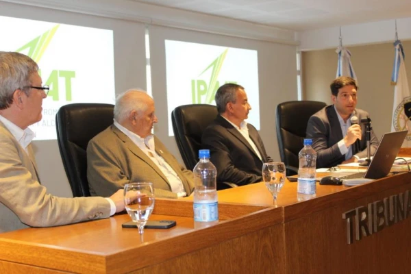 Experiencias de gestión por un modelo productivo sustentable con biocombustibles