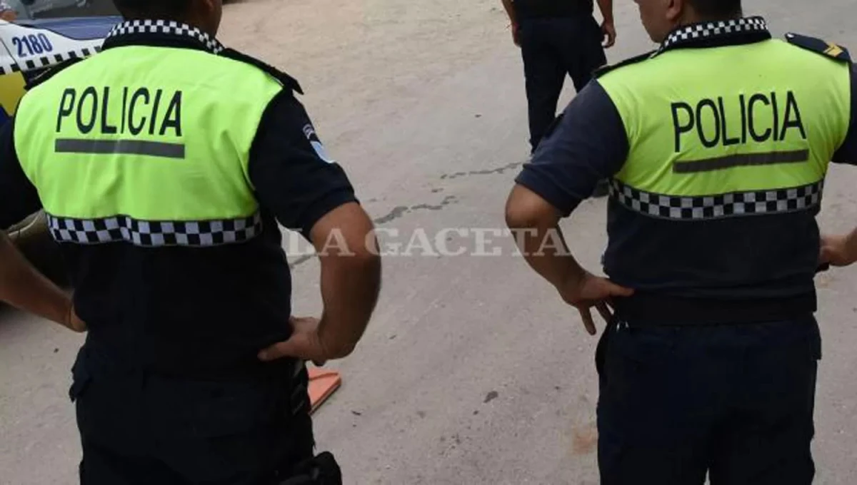 Detuvieron a tres policías y un civil por el intento de huelga policial