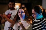 La conmovedora llamada de una ex rehén de Hamas al papá de su compañera de cautiverio