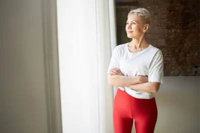 Pesas, pilates y caminata: el triple método de actividad física ideal para mujeres de 50 años