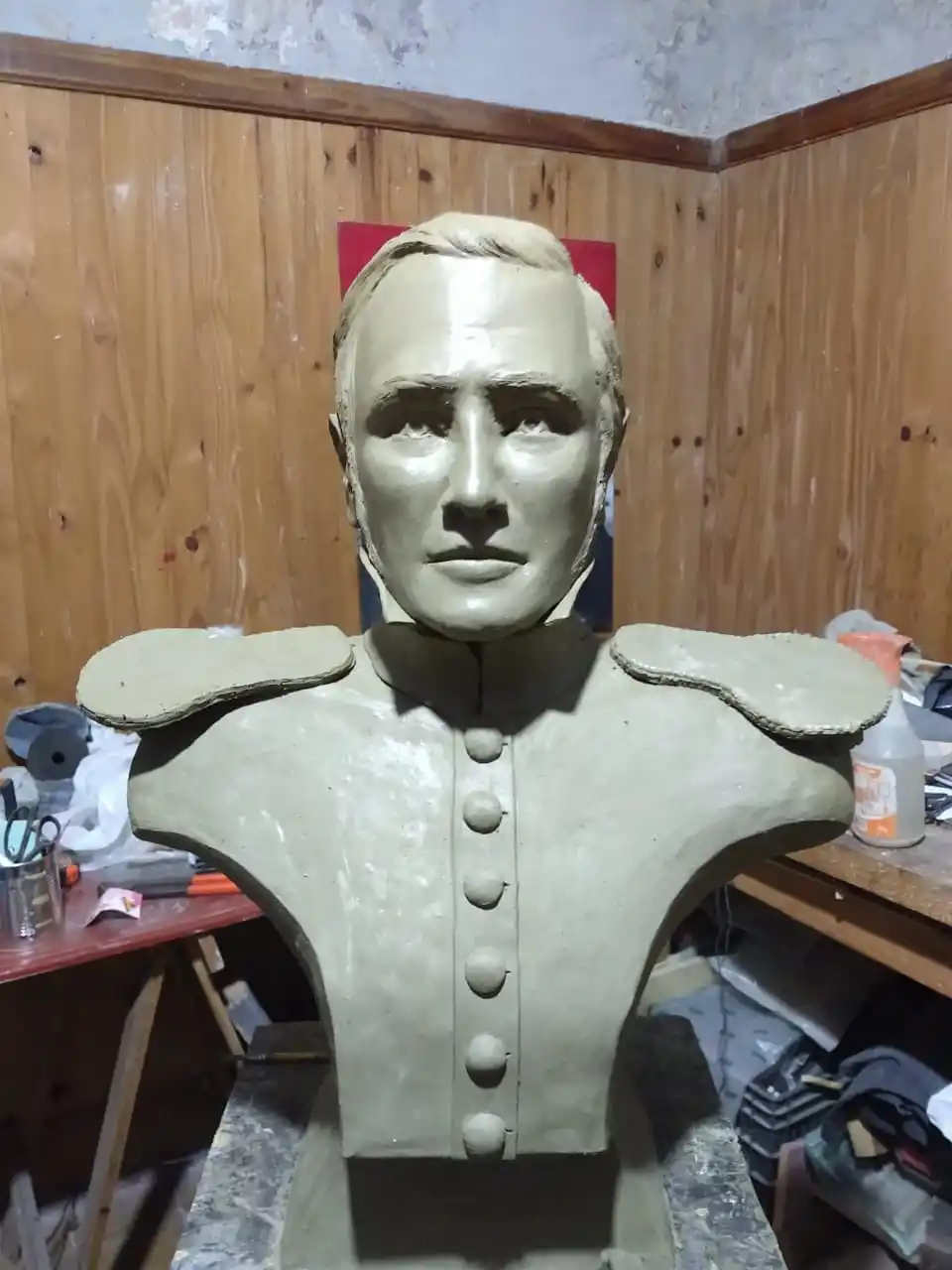 TÉCNICA FORENSE. Así se realizó este busto de Bernabé Aráoz.