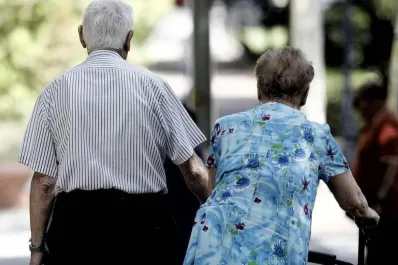 Confirmaron los mínimos y máximos jubilatorios: ¿Cuánto cobrarán los jubilados desde marzo?