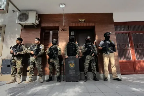Intento de huelga policial en Tucumán: detuvieron a un abogado