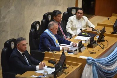 Jaldo anunció la reforma electoral, el achique del empleo público y el acceso a la información pública