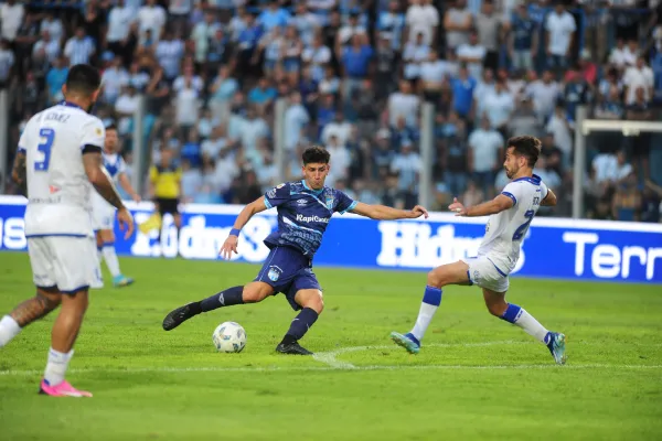 EN VIVO: Atlético Tucumán empató sin goles ante Vélez que le anularon un gol al final