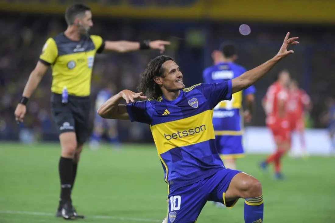 RINDIÓ. Cavani hizo el gol que metió a Boca en los cuartos de la Copa de la Liga.