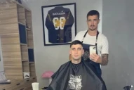 Jugó en Atlético Tucumán y San Martín, ahora tiene su propia peluquería en su casa