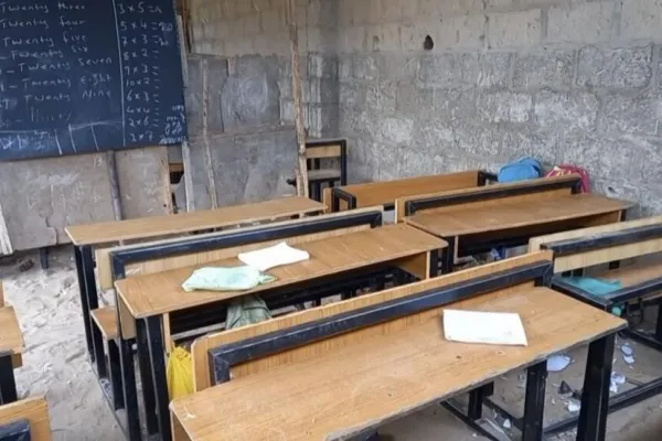 Nigeria: secuestran a más de 100 estudiantes