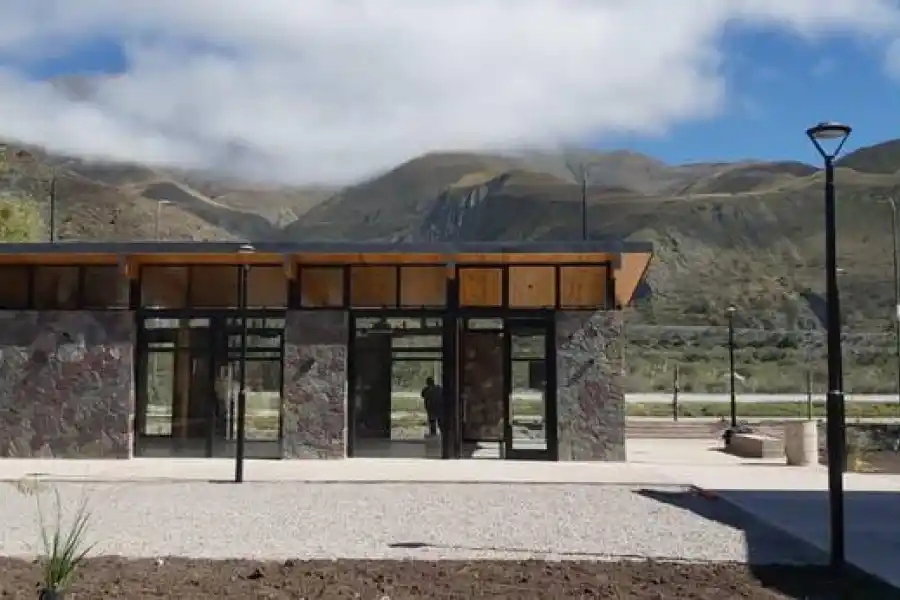 Las paradas contarán con Wi Fi, baños y bares