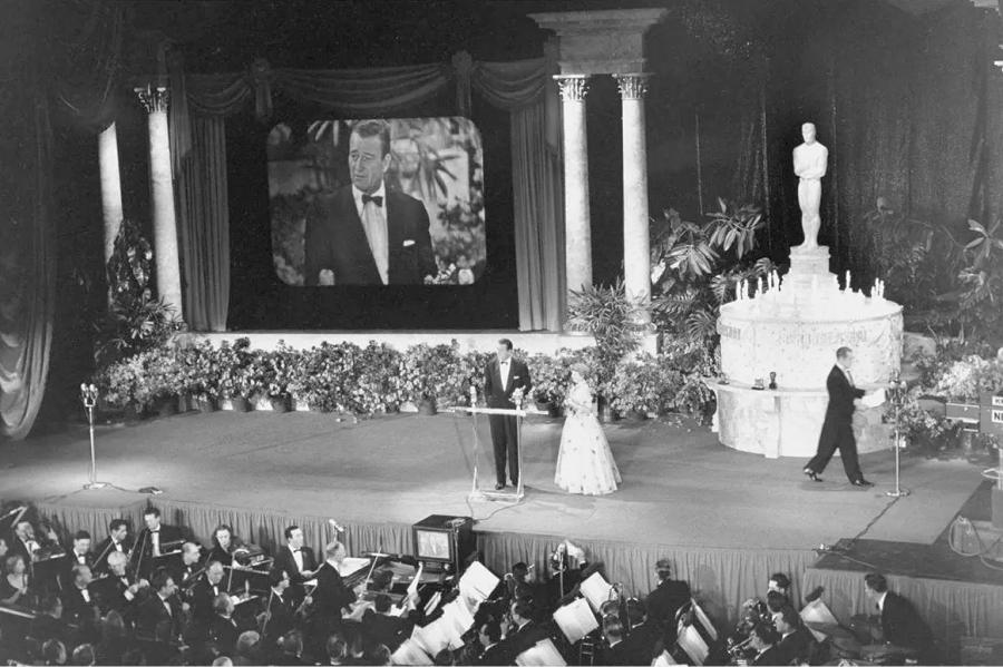 La primera ceremonia de los Premios Oscar fue en 1929